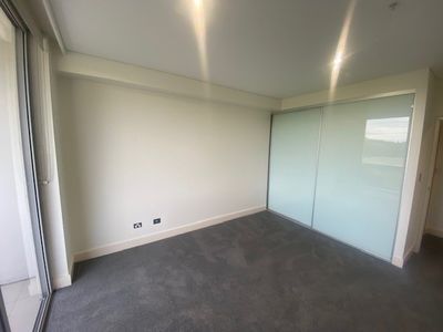 12 / 2-12 Young Street, Wollongong