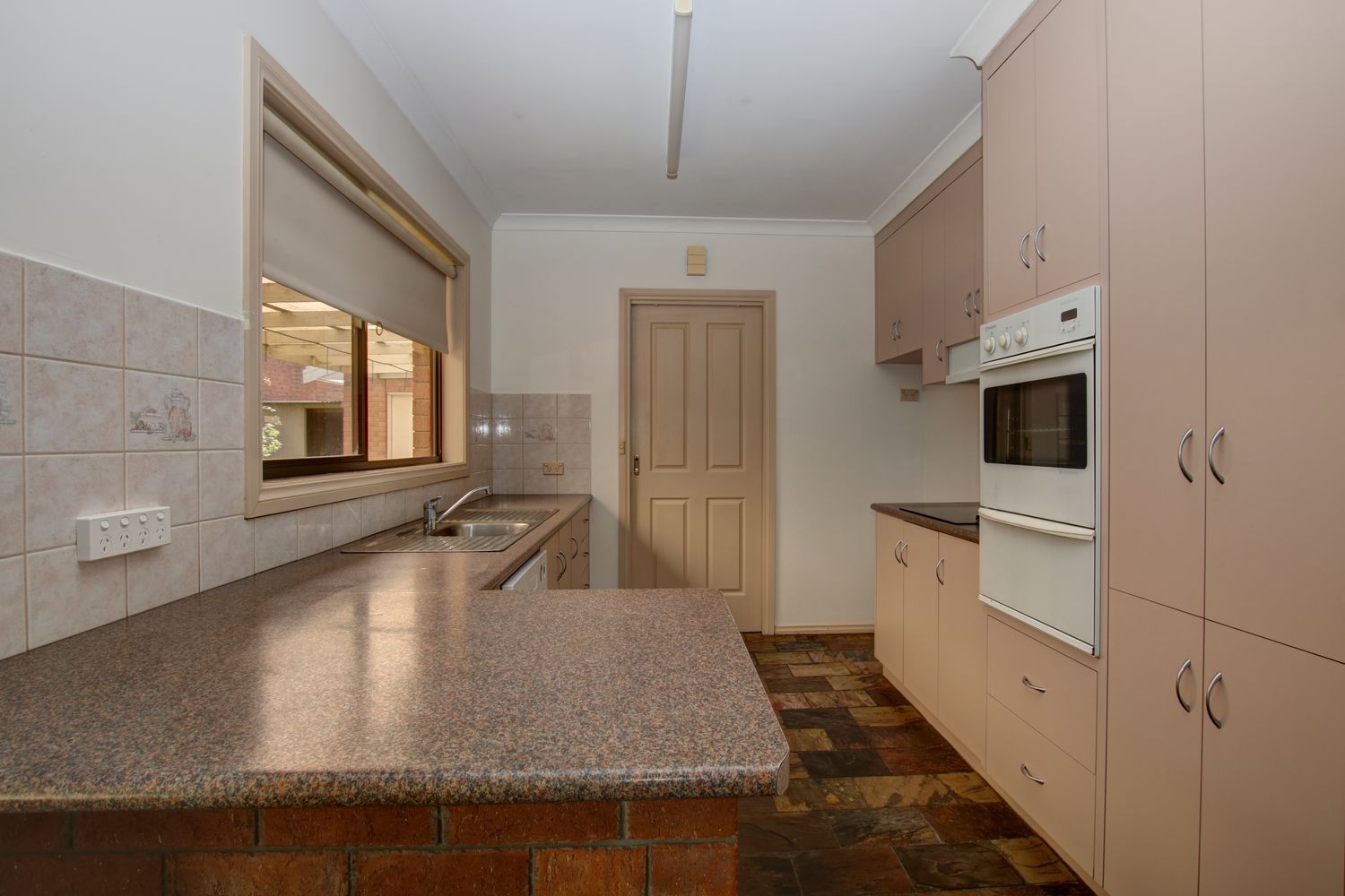 1 Harmer Court, Horsham