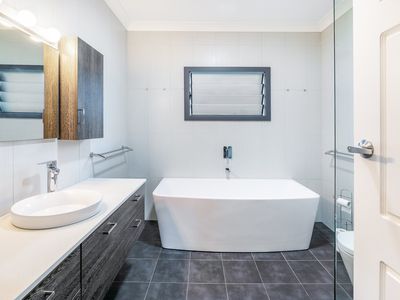 71 Jacaranda Road, Caringbah South