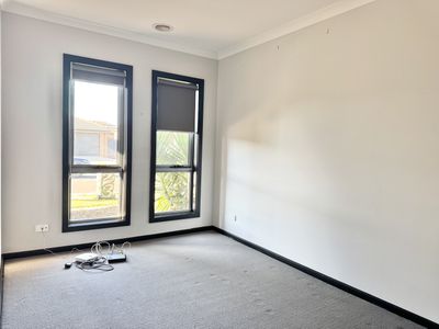 2 / 3 Rous Street, Wyndham Vale