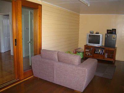 9 Foote Street, Newtown