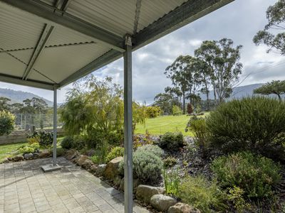 4 Field Road, Lonnavale