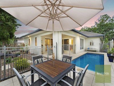 11 Rivergreen Circuit, Douglas