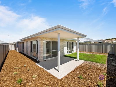 25 Cornelian Avenue, Golden Bay