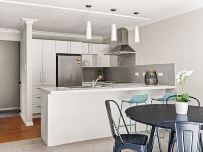 2 Rona Street, Saint Kilda