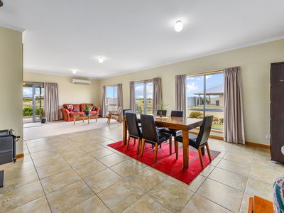 11 Linnell Drive, Beachport