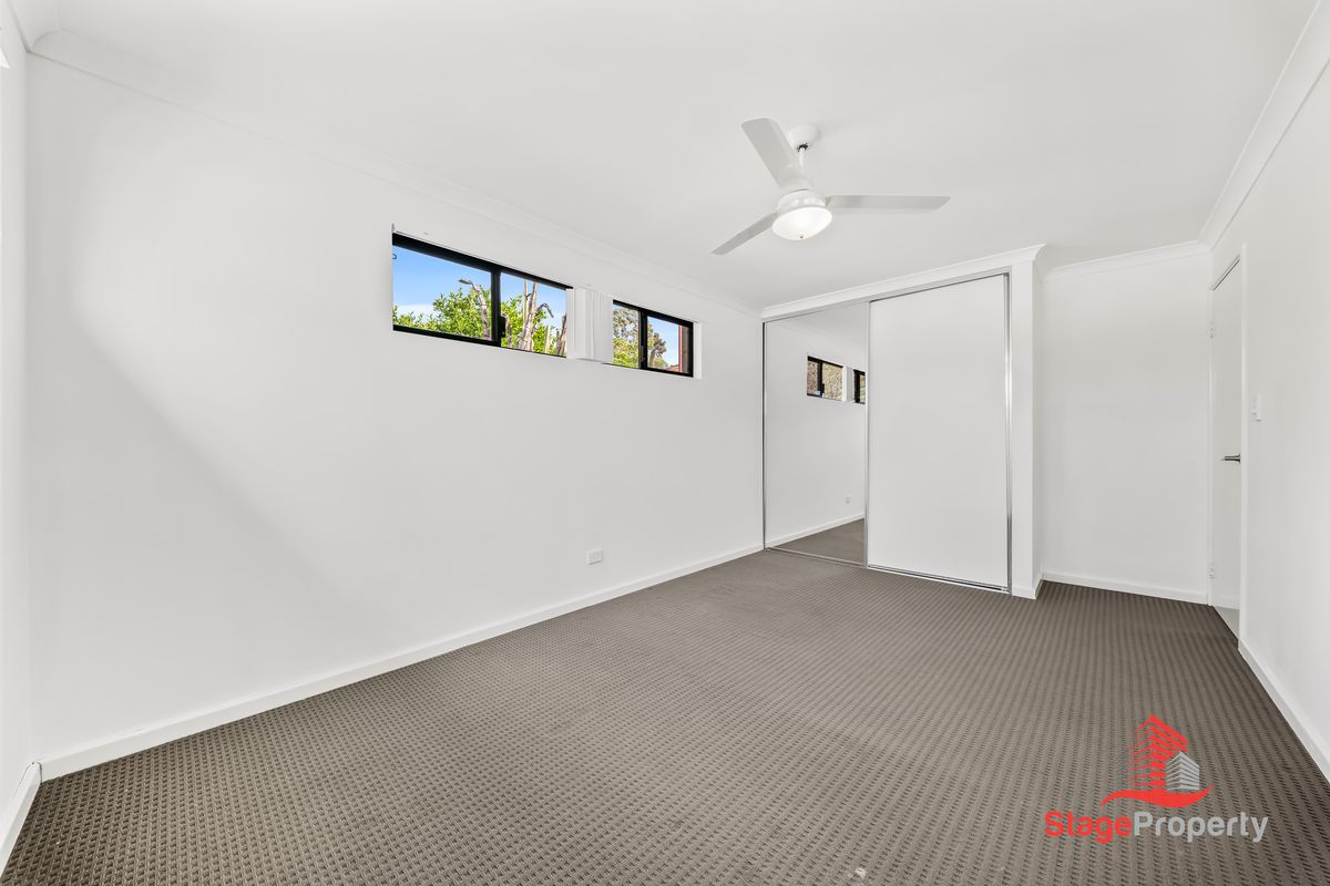 18 / 22 Rinaldo Crescent, Coolbellup