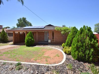 3 Kirwan Court, Hannans