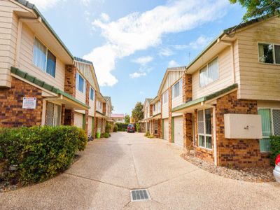 8 / 9-11 Norman Avenue, Maroochydore