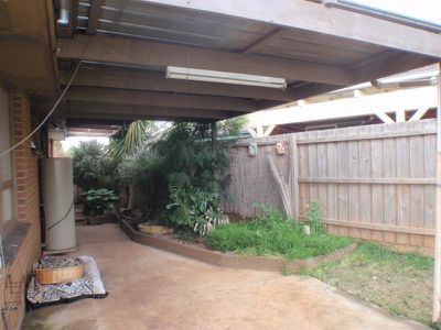 8 Adrian Court, Rockbank