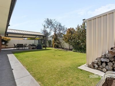 10 Teague Way, Lakelands