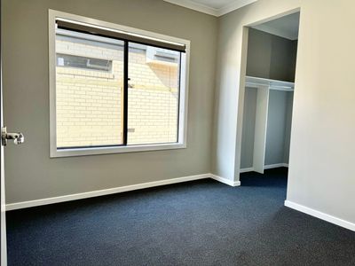 10 Taihu Road, Wyndham Vale