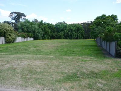 4 Larsen Court, Tallangatta