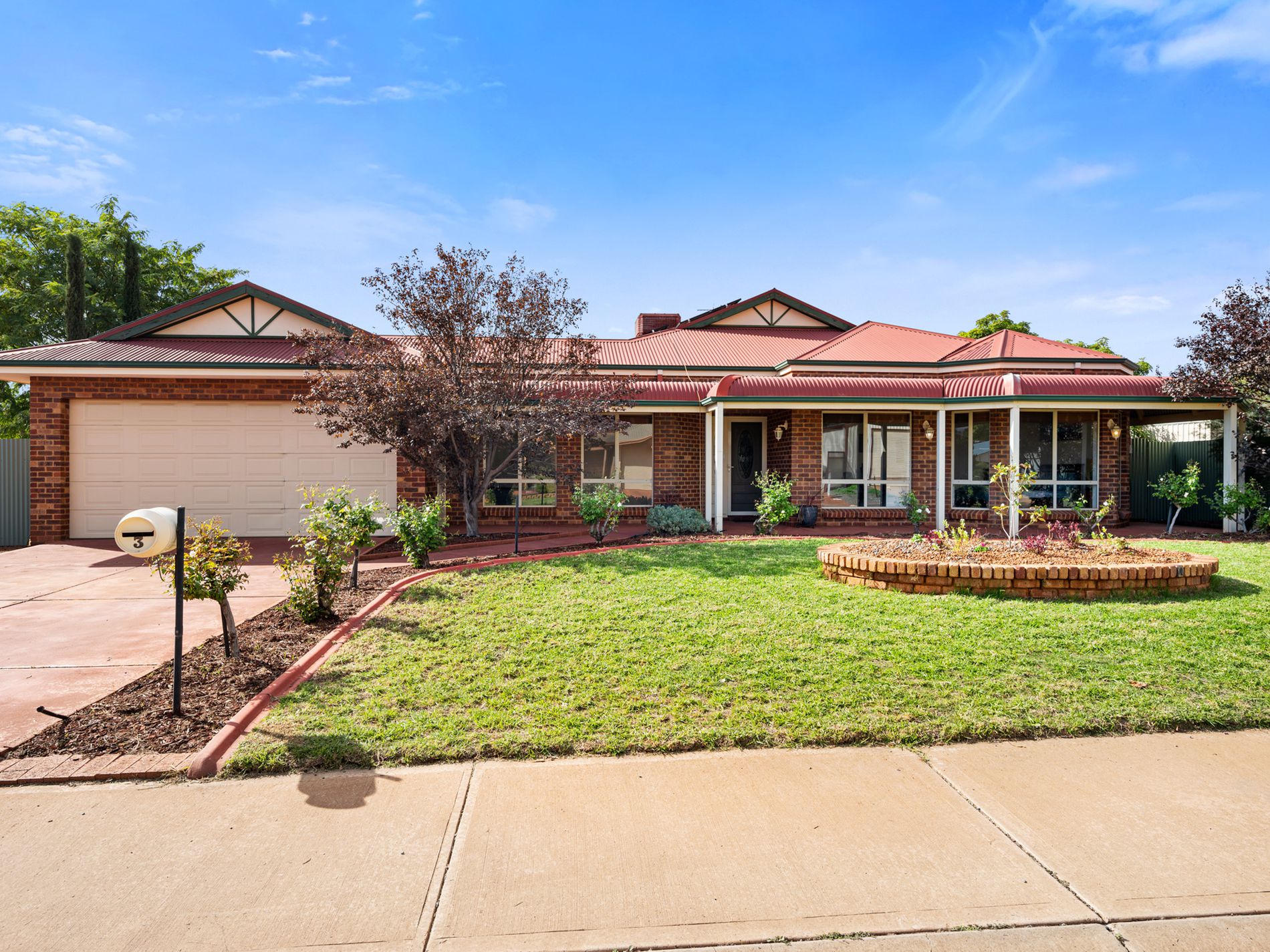 3 Fairlie Way, Broadwood