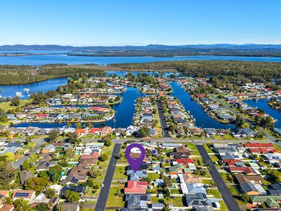 9 Discovery Drive, Forster