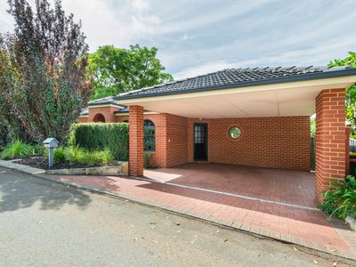 18 Easton Lane, Doubleview