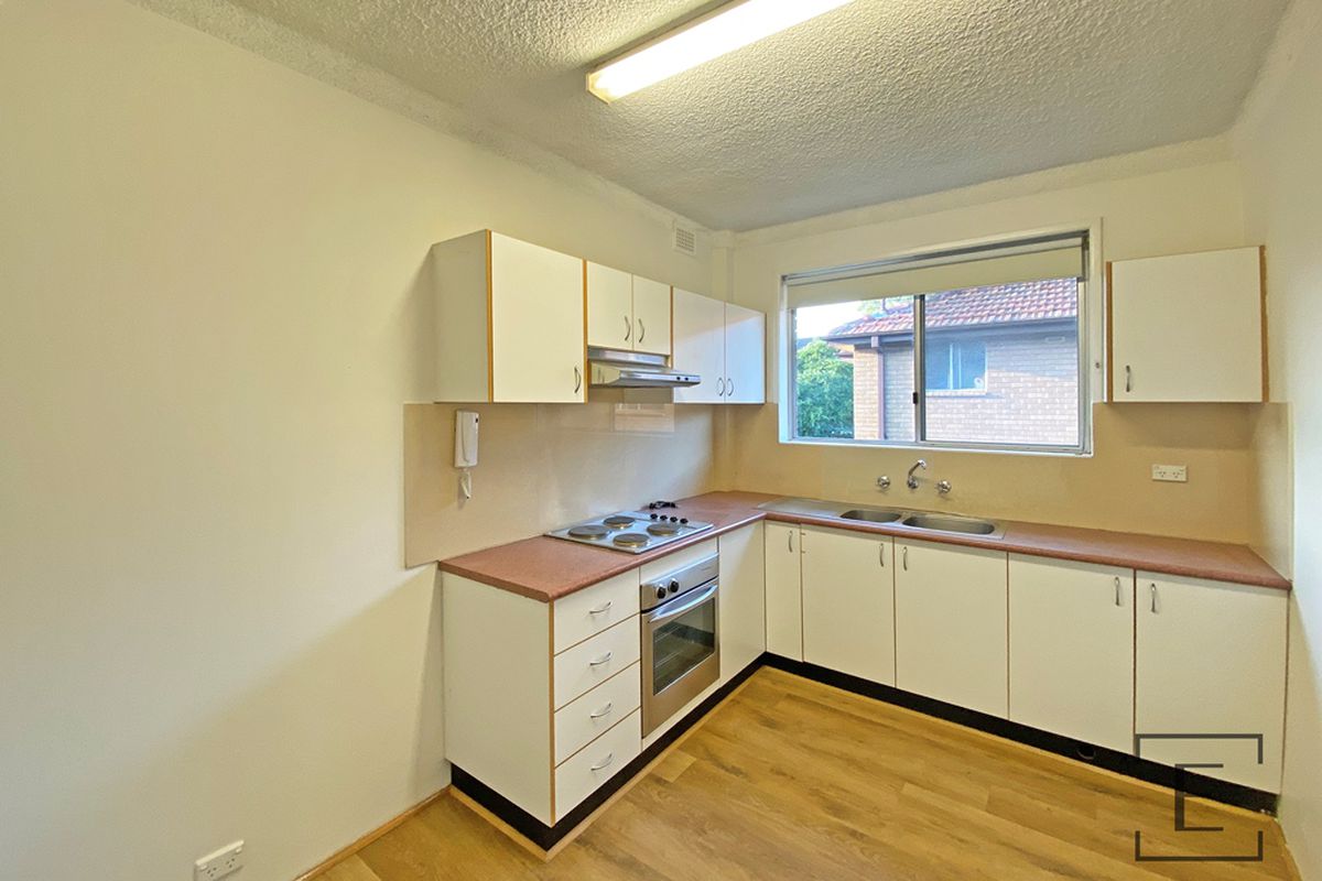 10 / 39 Henley Road, Homebush West