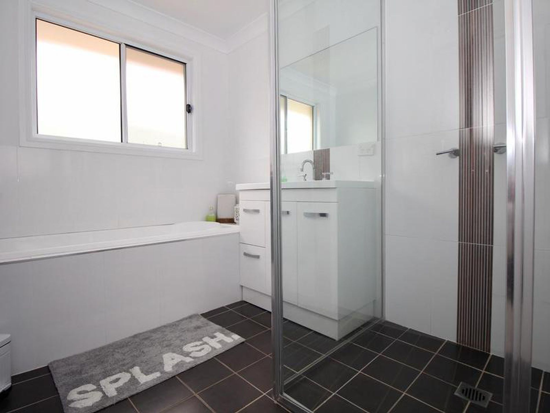 60 James Barnet Drive, Kelso