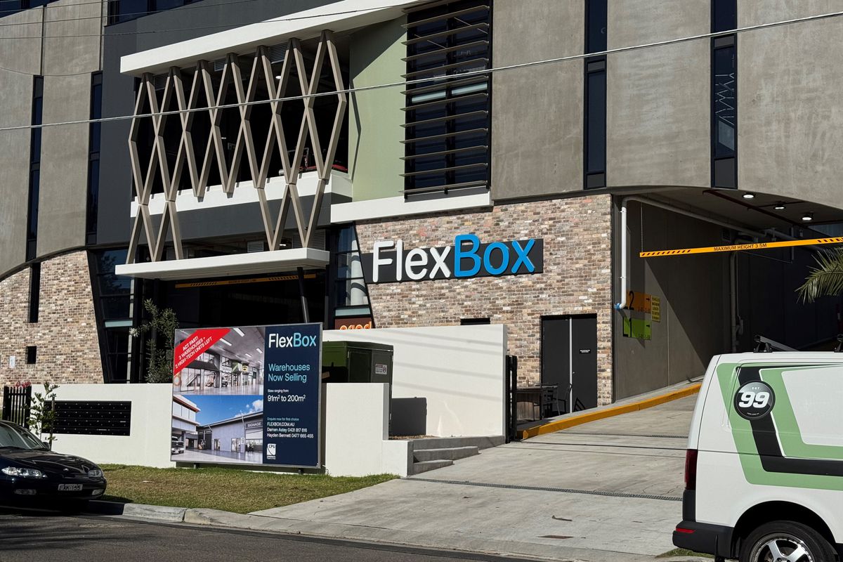 Storage Unit 33 / 32-36 Box Road, Caringbah