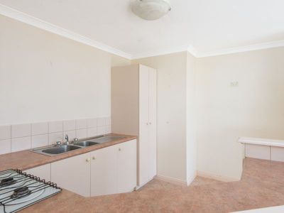 4B Wyllie Way, Hannans