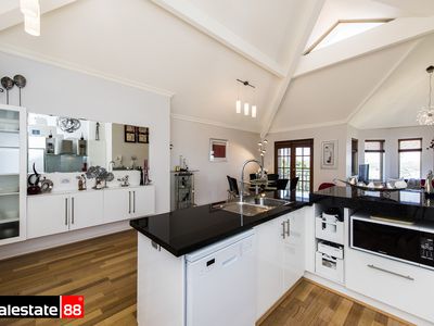 12 / 28 Waterloo Crescent, East Perth
