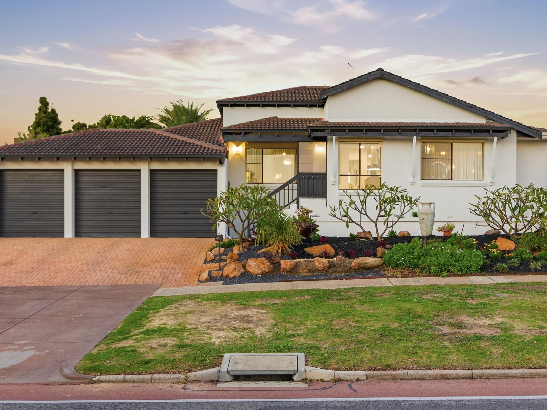 49 Jackson Avenue, Winthrop
