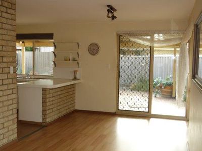 2/197 Albert Street, Osborne Park