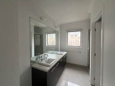 7 Caldwell Road, Williams Landing