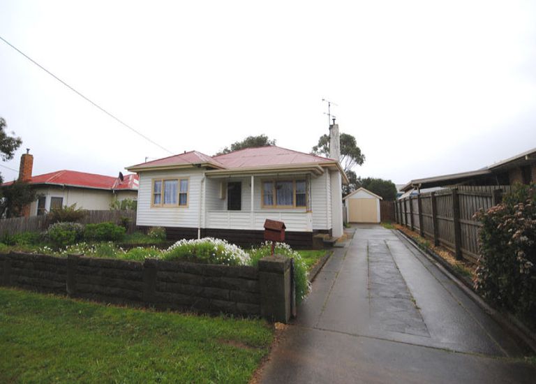 16 Learmonth Street, Portland