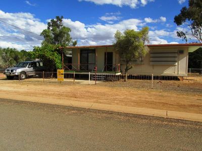 25 Bustard street, Longreach