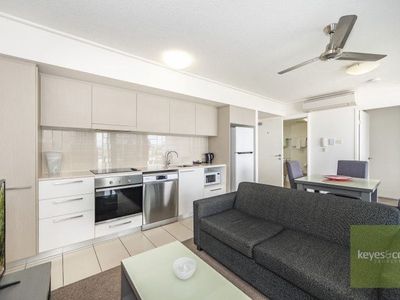 701 / 3 Kingsway Place, Townsville City