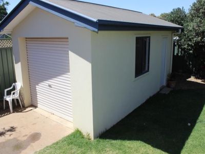 25 Lovett Avenue, Dubbo