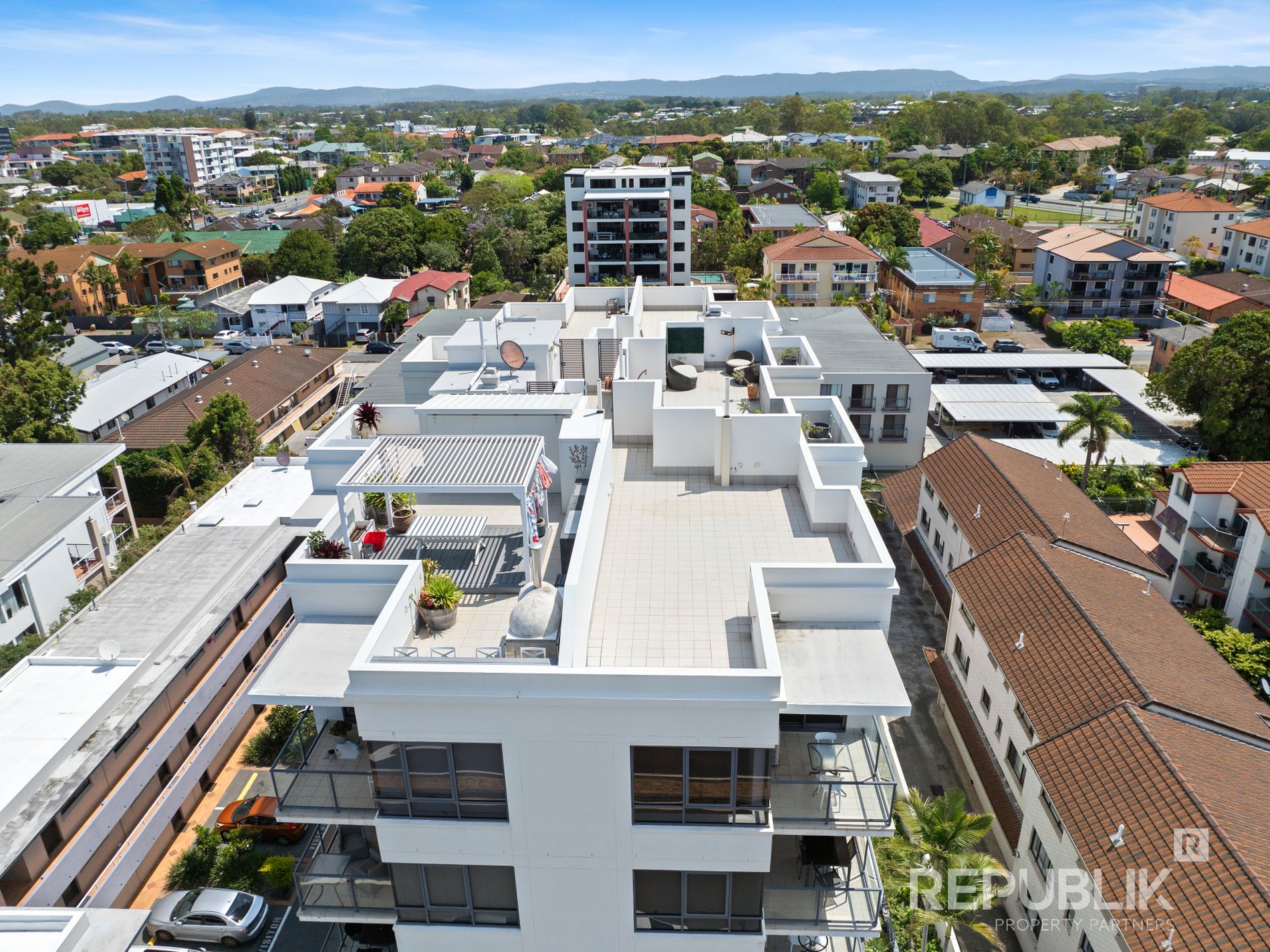 29 / 136 Marine Parade, Southport