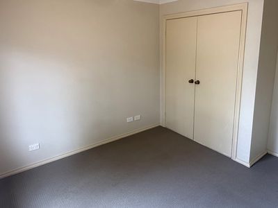 4 / 18 Wambat Street, Forbes