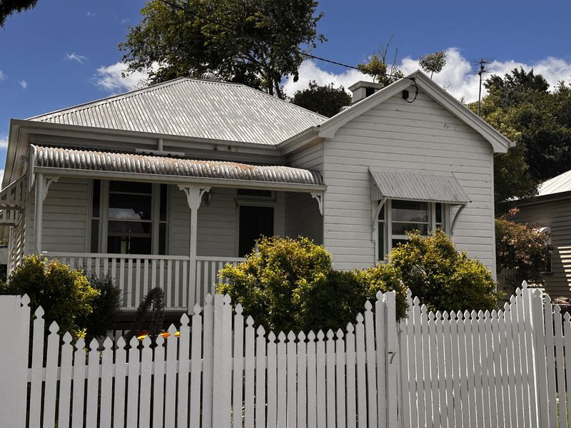 Toowoomba Houses & Units for Rent McAdam and Turnbull Realty
