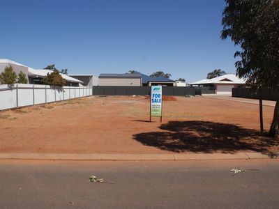 40 Smythe Drive, Broadwood