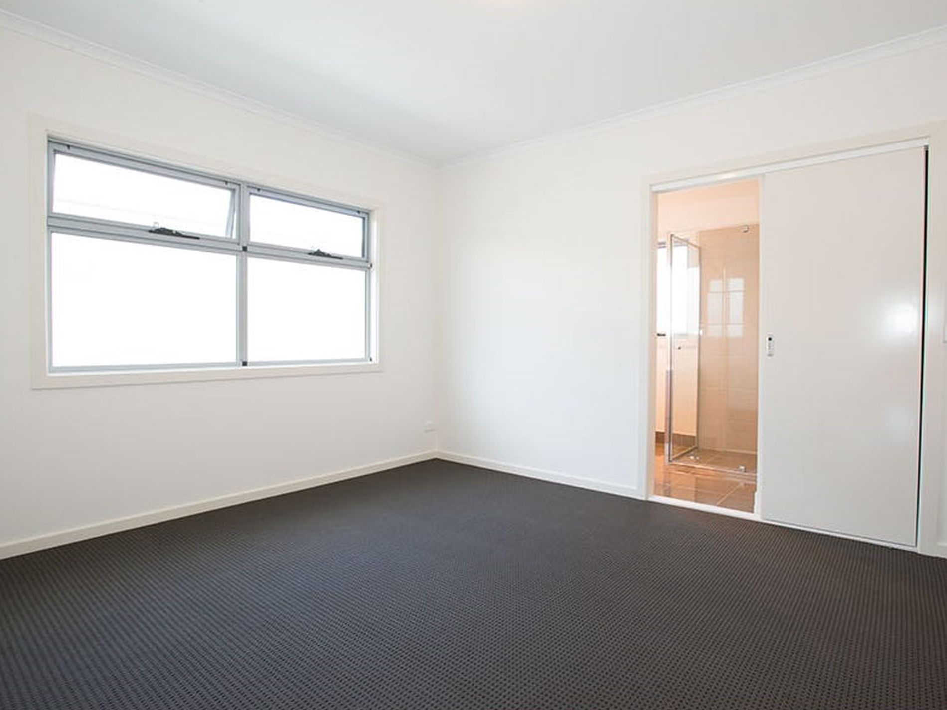 2 / 16 Andrews Street, Spotswood