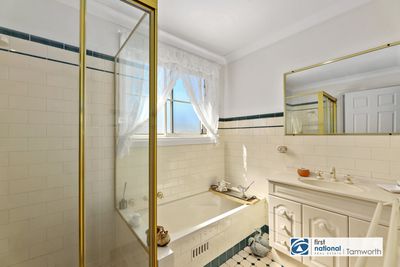 4 / 72 Carthage Street, Tamworth