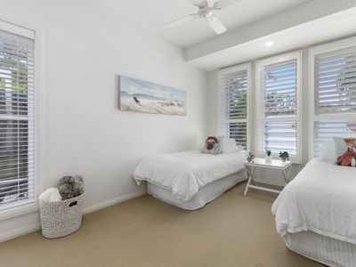 17 Greenside Court, Peregian Springs