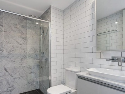 526 / 20 Anzac Park, Campbell