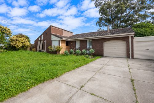 93 Berehaven Avenue, Thornlie