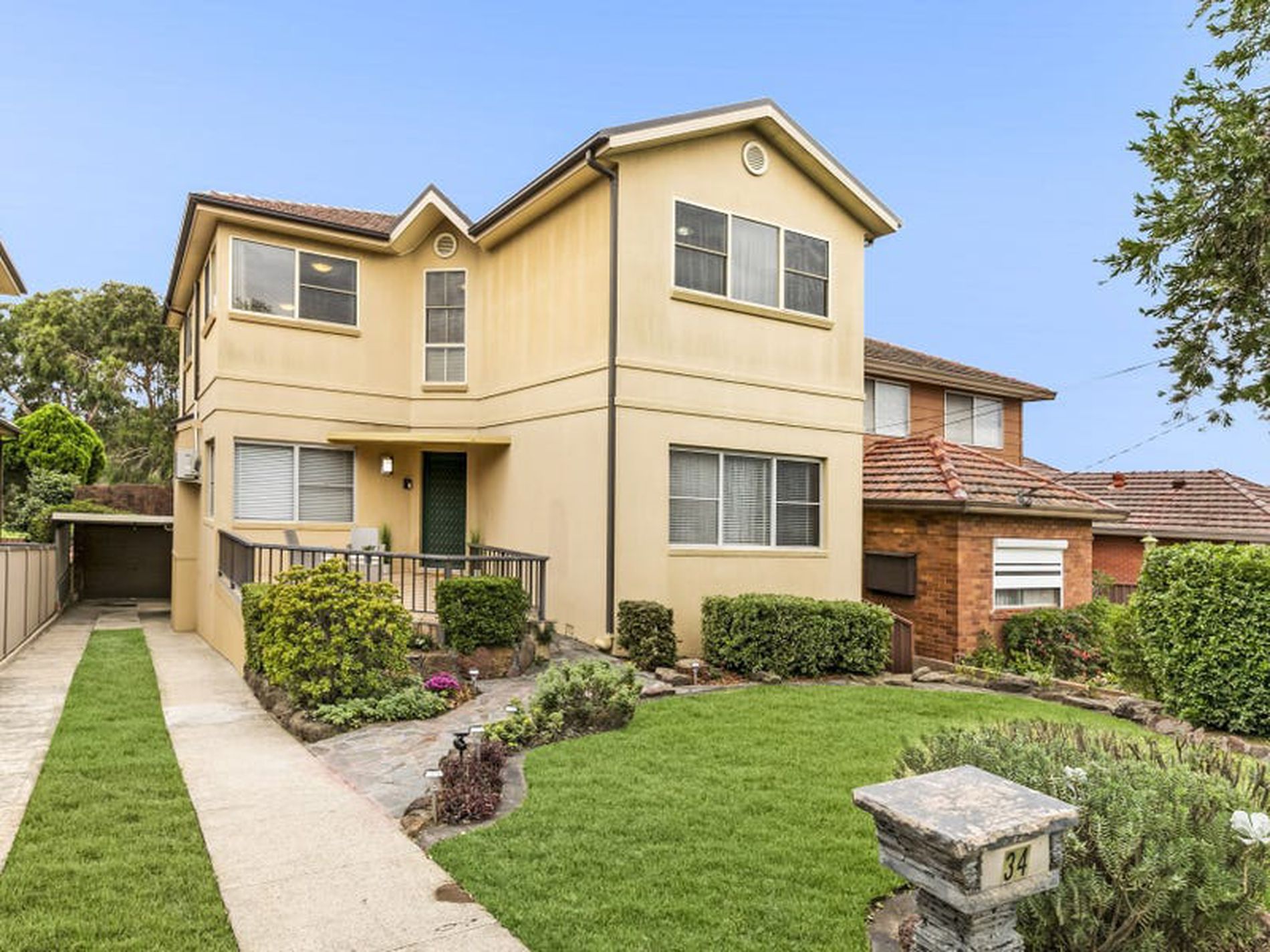 34 Alkoomie Street, Beverly Hills