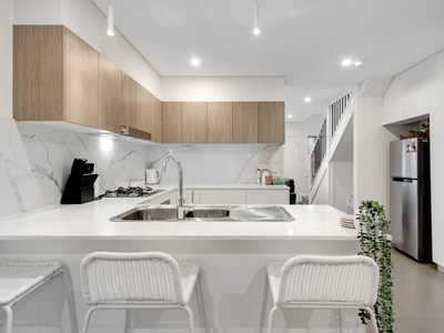 8 / 1A Edmondson Avenue, St Marys