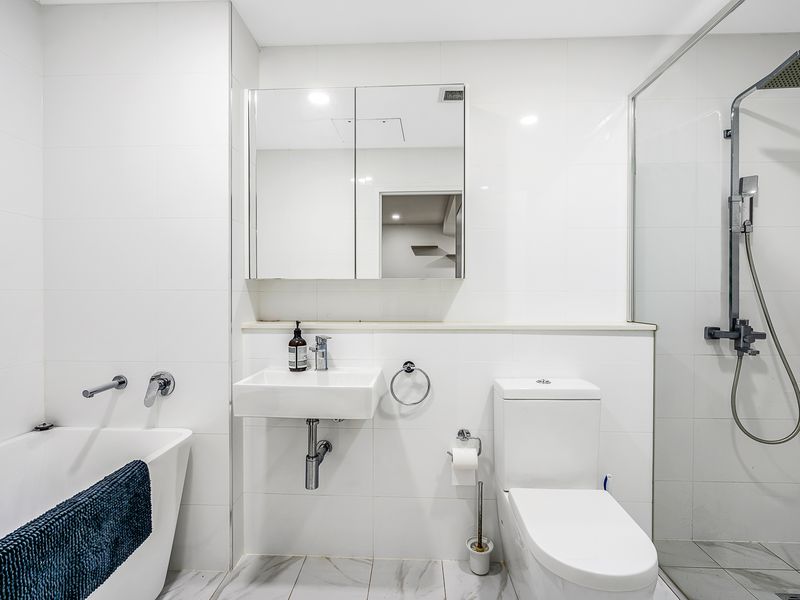 110 / 21 Hezlett Road, North Kellyville