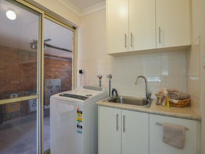 3 / 110 Collins Street, Piccadilly