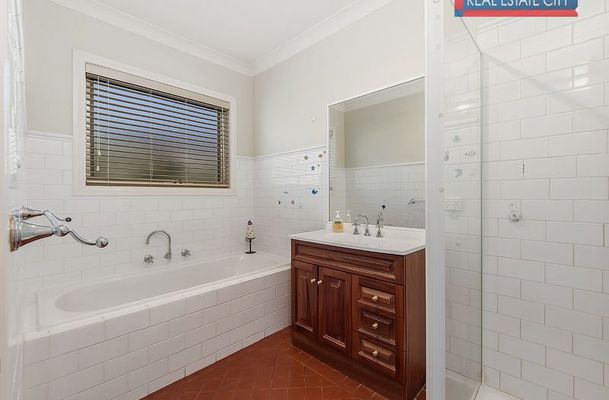 28 Ballarat Court, Craigieburn