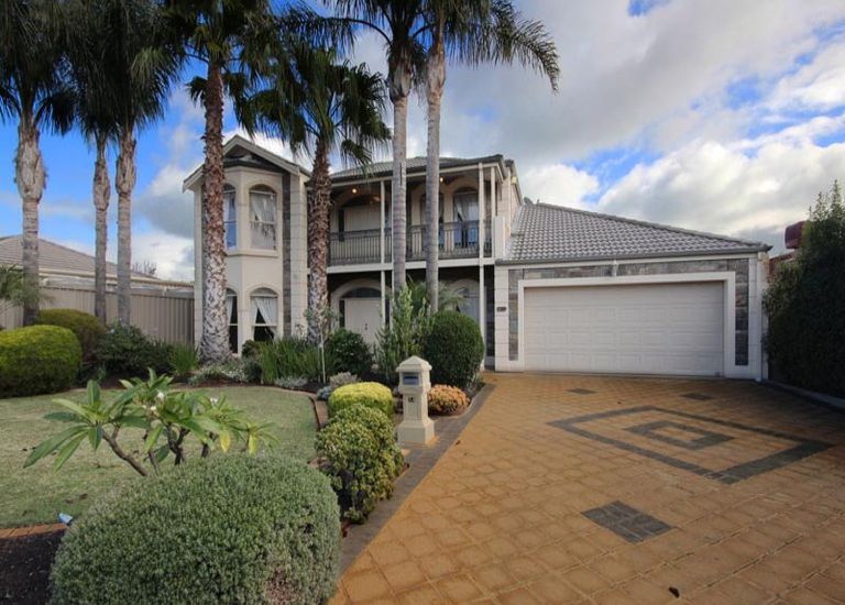 14 Sherbourne Terrace, Dover Gardens