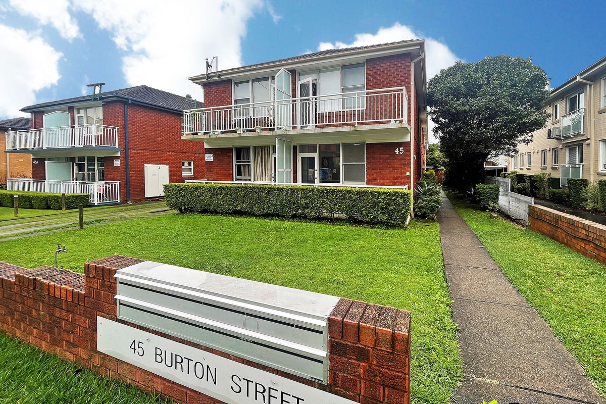 1 / 45 Burton Street, Concord