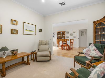 unit 2 / 15-17 Rodney Street, Gisborne