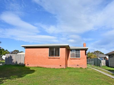 4 Quinn Avenue, George Town